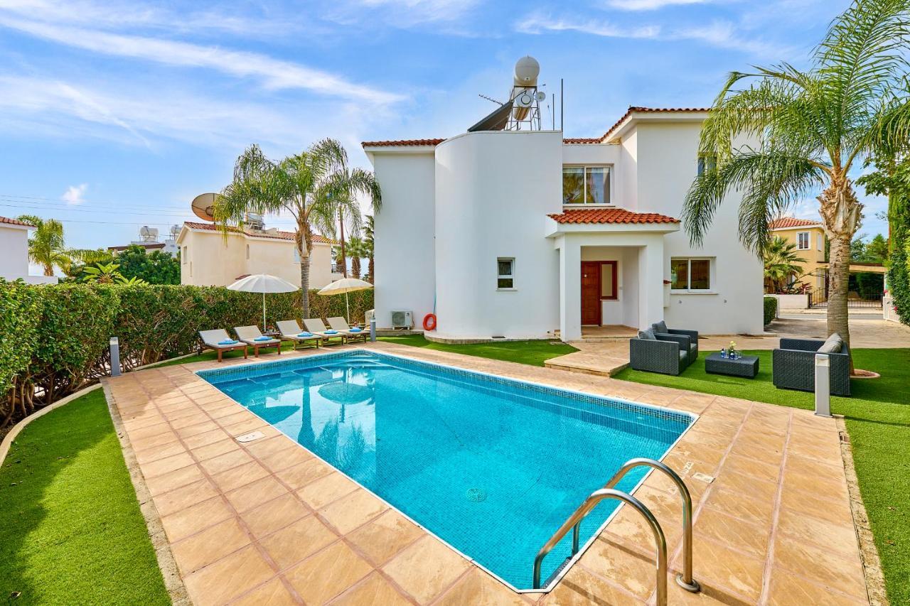 Villa Haven By Ezoria Villas Coral Bay Exterior photo