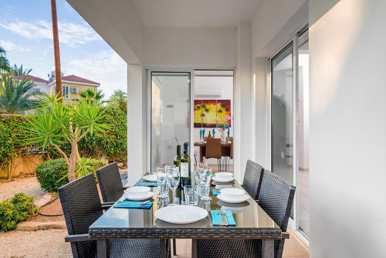Villa Haven By Ezoria Villas Coral Bay Exterior photo