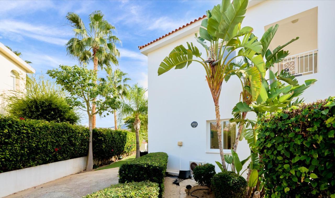 Villa Haven By Ezoria Villas Coral Bay Exterior photo