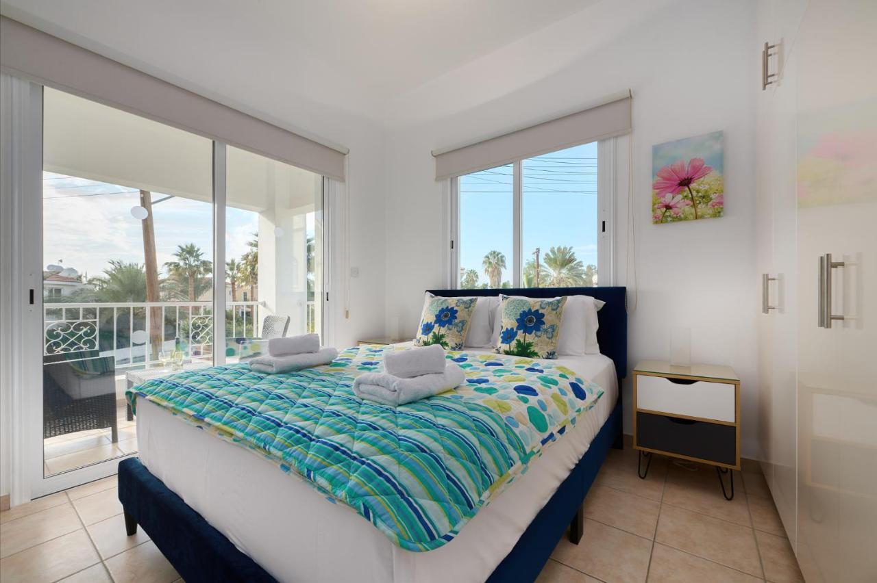 Villa Haven By Ezoria Villas Coral Bay Exterior photo